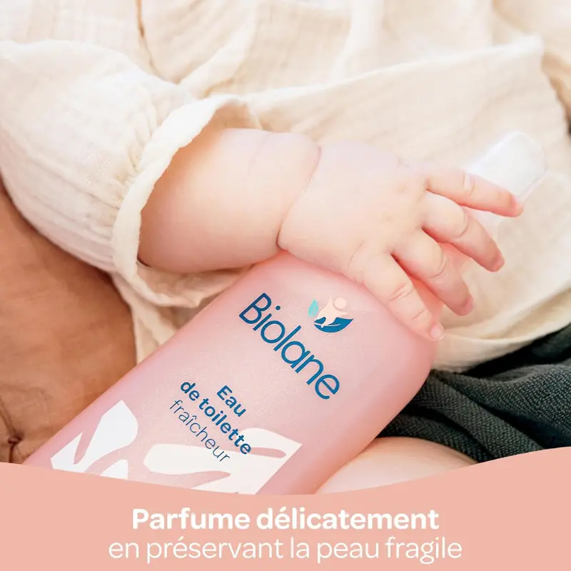 BIOLANE Eau de Toilette Bébé Fraîcheur 200ml Nouvelle Formule Mixte pour Fille et Garçon