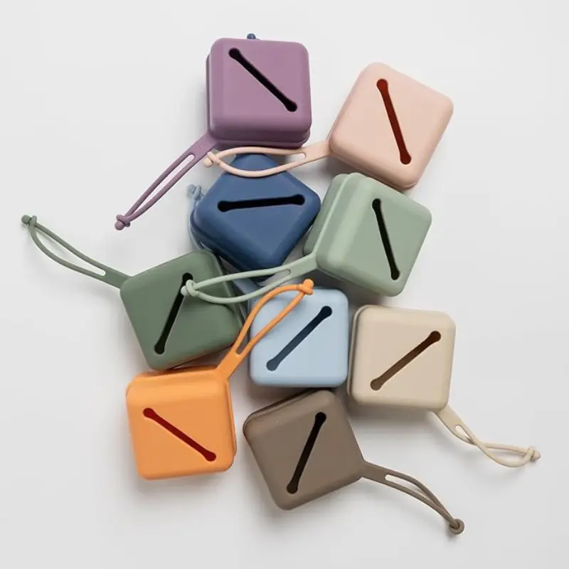 Boîte pour sucettes de BIBS – Dusty Blue