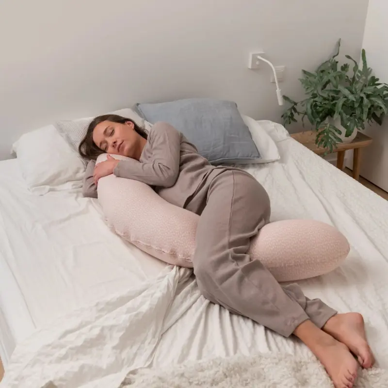 Doomoo Coussin d'Allaitement et Maternité Buddy - Cloudy Pink