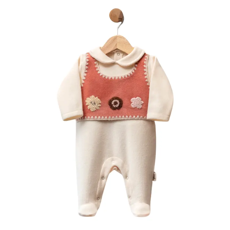 xx Grenouillère bébé en polaire avec plastron rose et fleurs crochetées