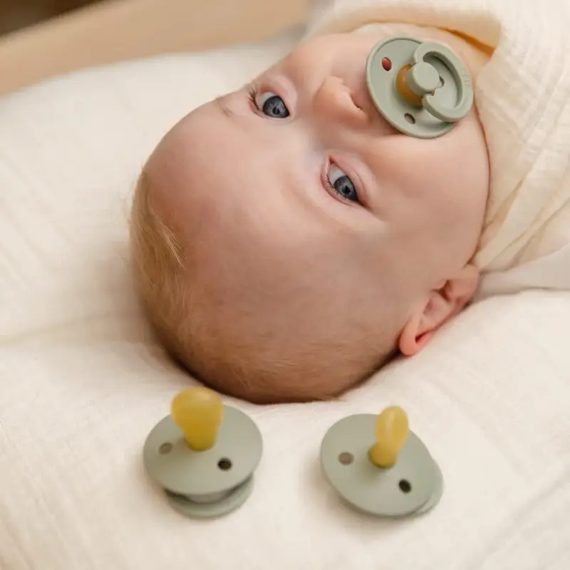 Sucette Bibs Color Lot de 2 – Ronde, Latex Naturel, Sans BPA – Ivoire & Sauge